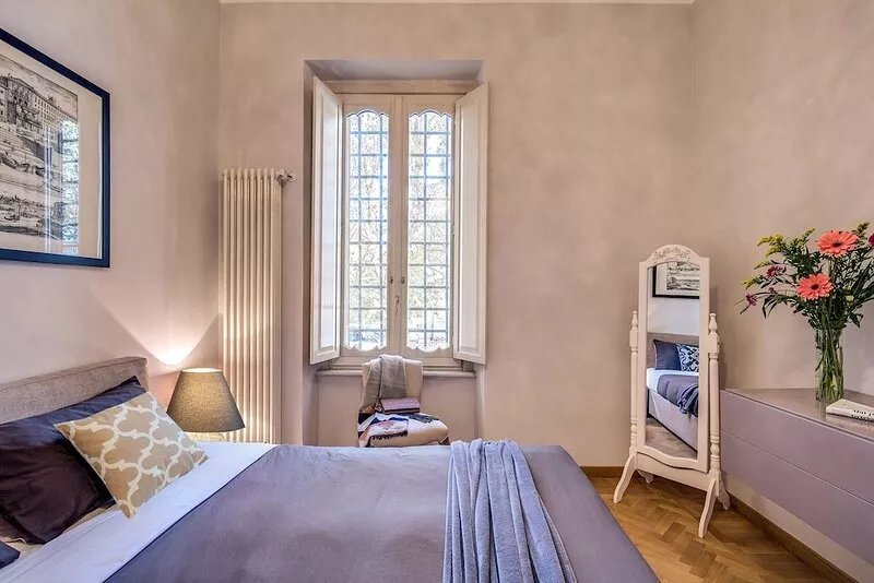 Marescalchi Belli Palace - your Suite near the Spanish Steps