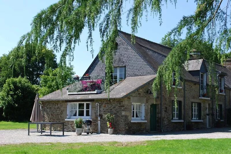 charming house in the heart of Brittany fully equipped for 8 people