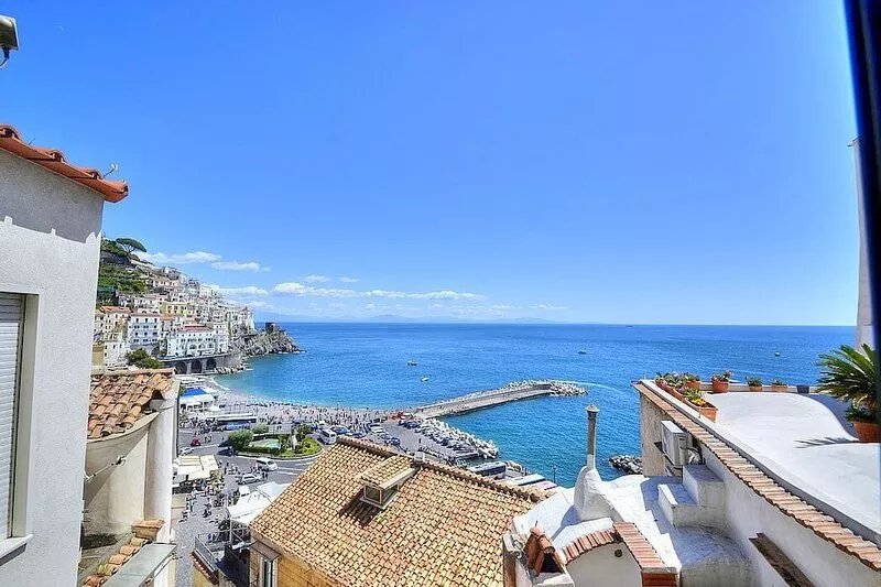 Appartamento Enos: A graceful apartment in a quiet position, situated at a