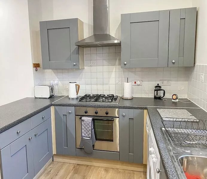 Charming 2 bedroom Town House - Lichfield City Centre