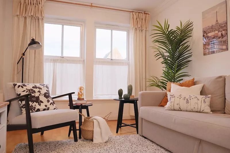 Charming 2BR in Oxford Centre with free parking