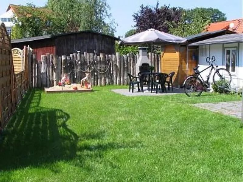 Schulstrasse 10a (apartment) - Apartment in a semi-detached house, central but