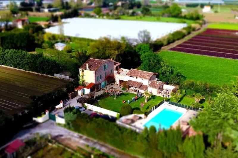 Mas Des Fleurs - Heated pool - Child friendly gardens - Beach 10mins