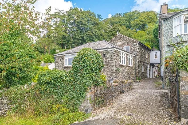 Stables Cottage, a cosy cottage for 2 in Beatrix Potter country