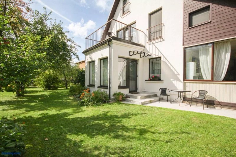 Dina Apartments