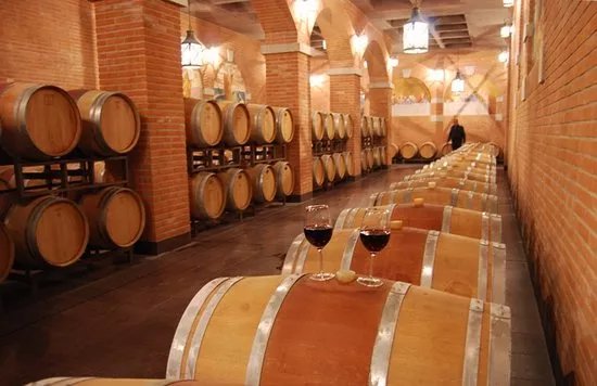 Menegolli Vineyards & Wineries