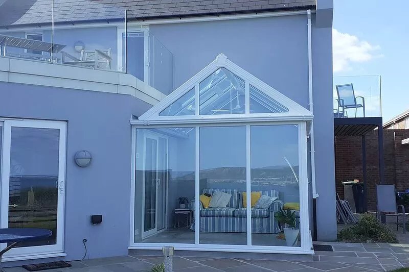 Blue Horizons with uninterrupted Panoramic sea views 2 mins walk from beach