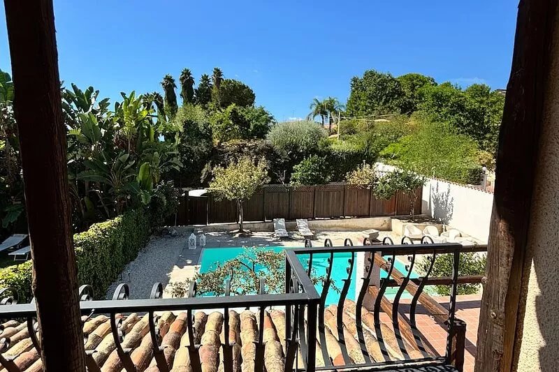 Incantevole villa con piscina e spa a 150 metri dal mare