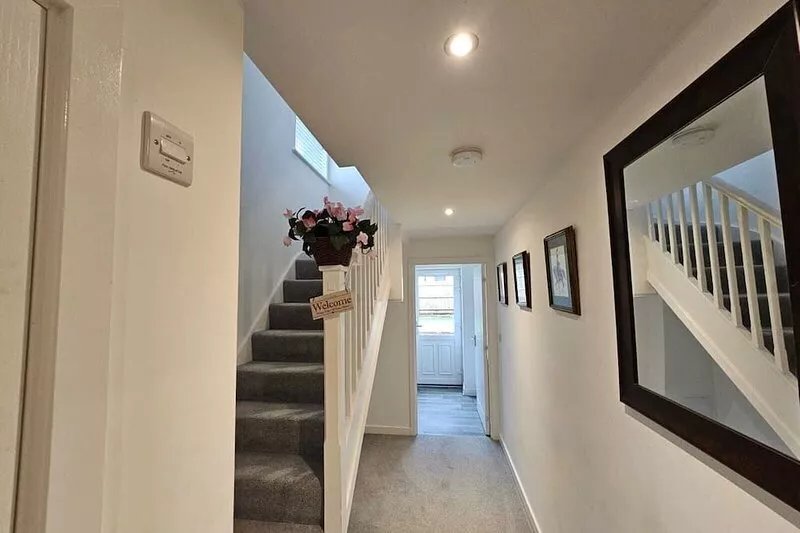 Ipswich - 3 Beds - Sleeps 6 - Private Garden