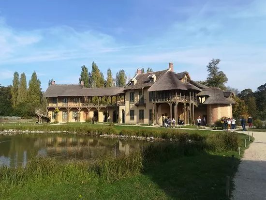 Le Hameau De La Reine