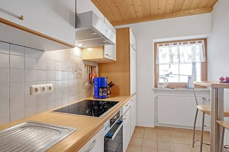 Apartment "König im Obergeschoss" with Balcony, WLAN, Garden & Mountain View