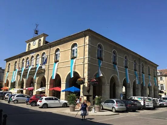 La Halle - Hotel de ville
