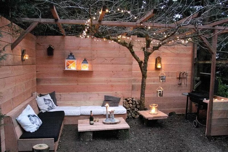 Comfortable holiday home near the lake