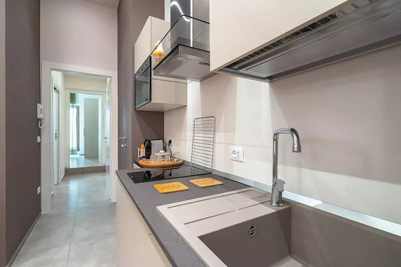 Apartment 'La Casetta Del Cuore' with Private Backyard, Wi-Fi and Air