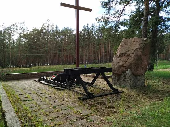 Pomnik ofiar katastrofy kolejowej pod Otloczynem