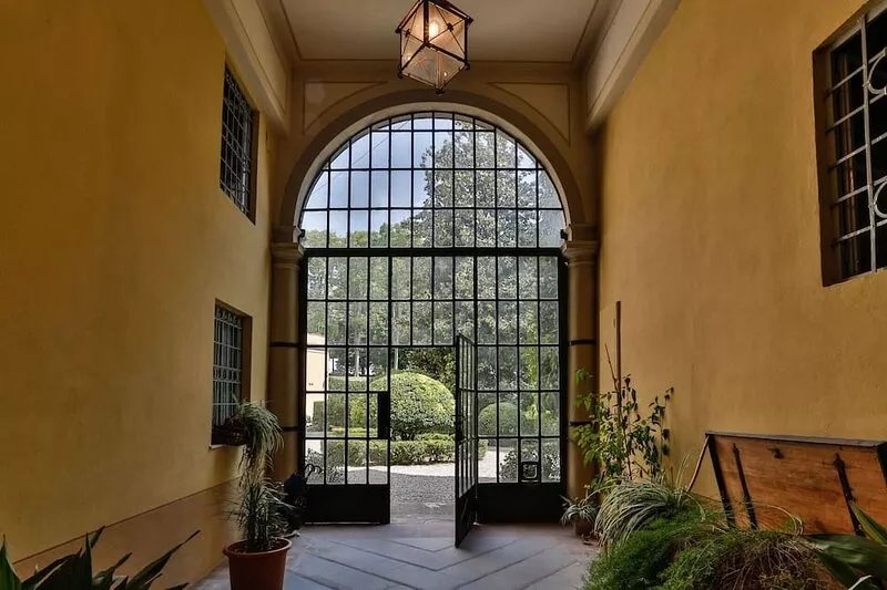 CASA BEATRICE, Apartment with Private Garden inside the Walls of Lucca