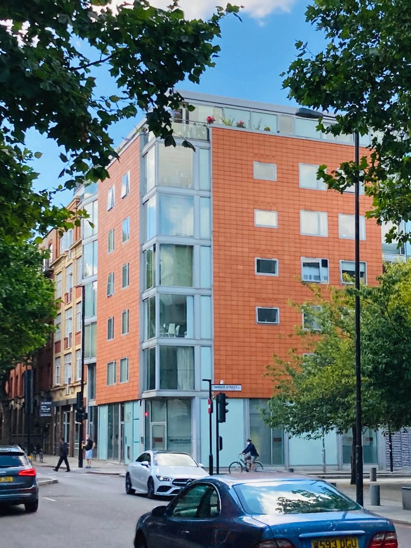 Tower Bridge City Apartments