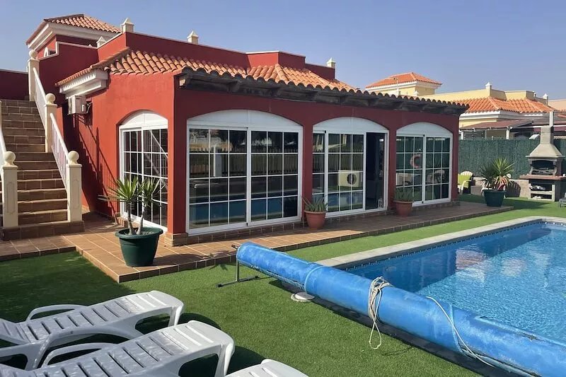 Luxury air conditioned Villa with large gardens private heated pool and WiFi.
