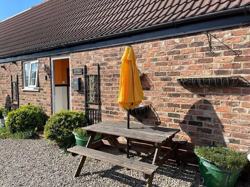 Quirky Cottage Sleeping 10 S/C B&B Adjoining Fox Covert Pub Yarm