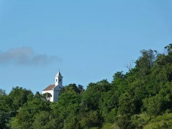 Szentharomsag Kapolna