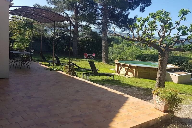 Pretty House Campaign Apt prox Gordes and Roussillon Vaucluse ds