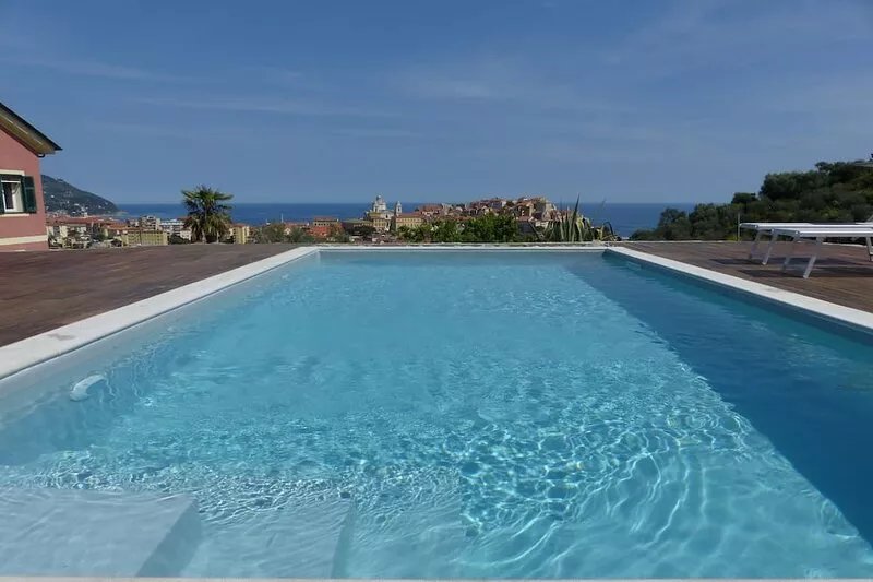 Apartment with terrace, pool, sea view, large garden - free parking+ WIFI