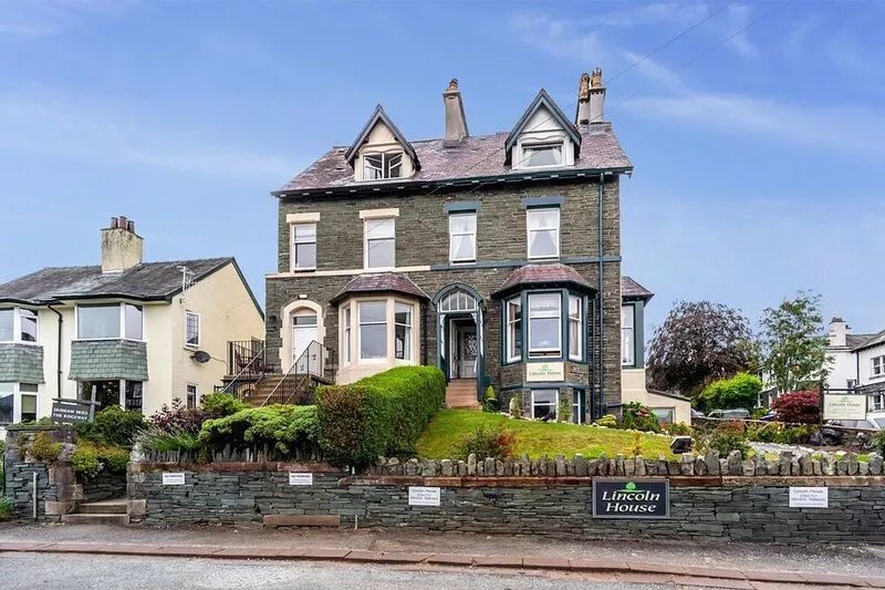 The Ridgeway -  an apartment that sleeps 4 guests  in 2 bedrooms