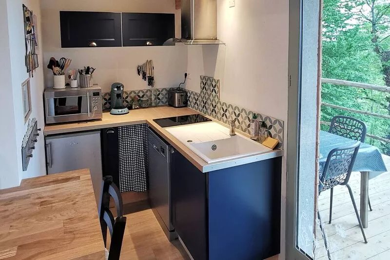 *Le RUCHER* pleasant chalet with mountain views