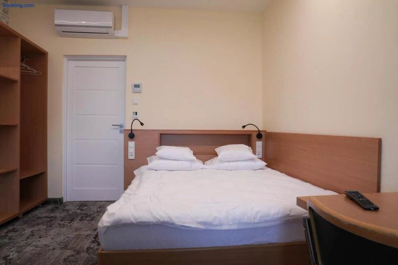 Motelik Grosar