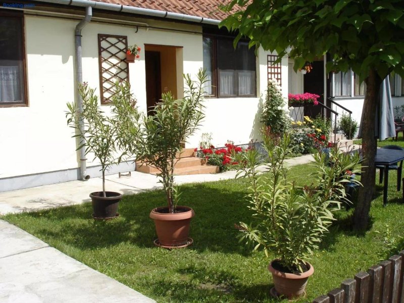 Rozsa Apartman