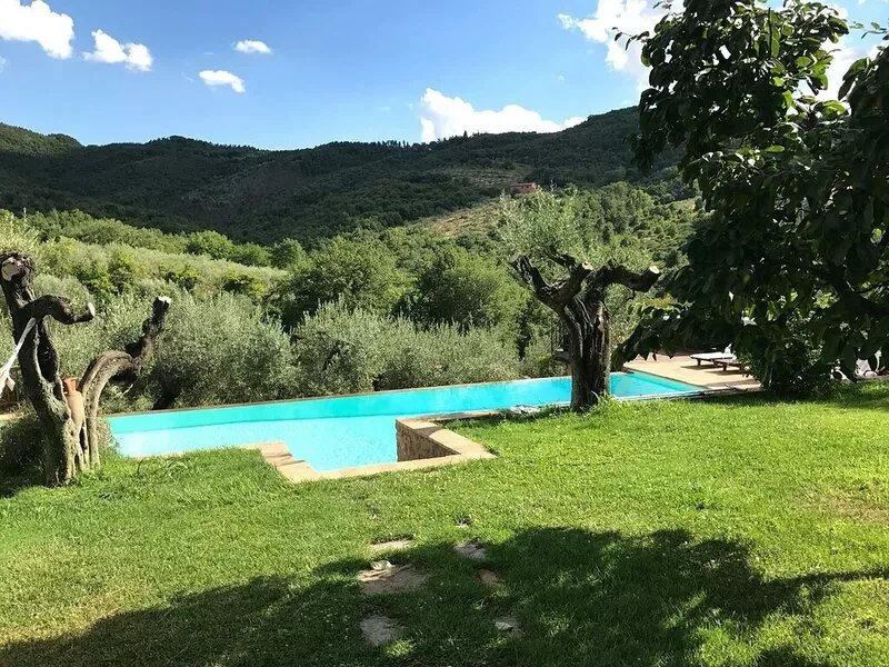 Frantoio home with pool and Jacuzzi in the Fontanaro estate