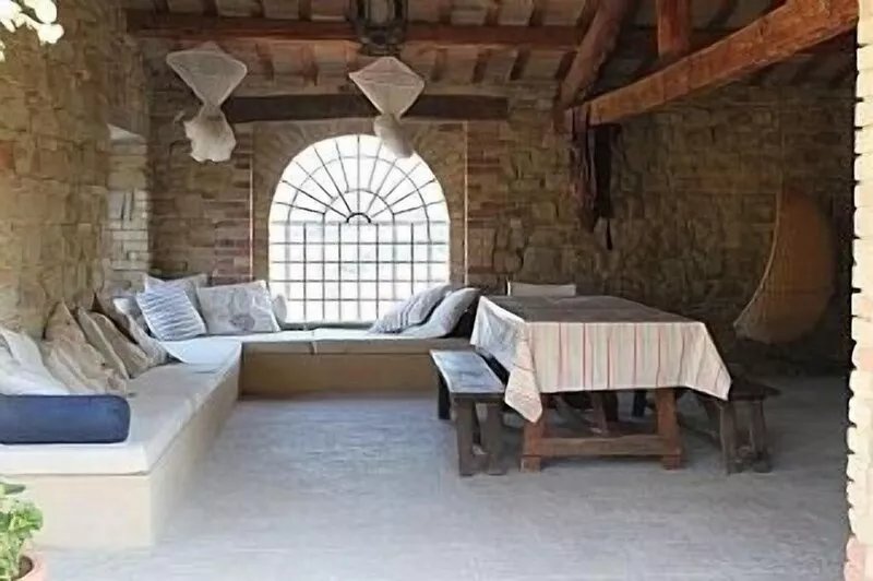 This exceptional house has been lovingly renovated and decorated