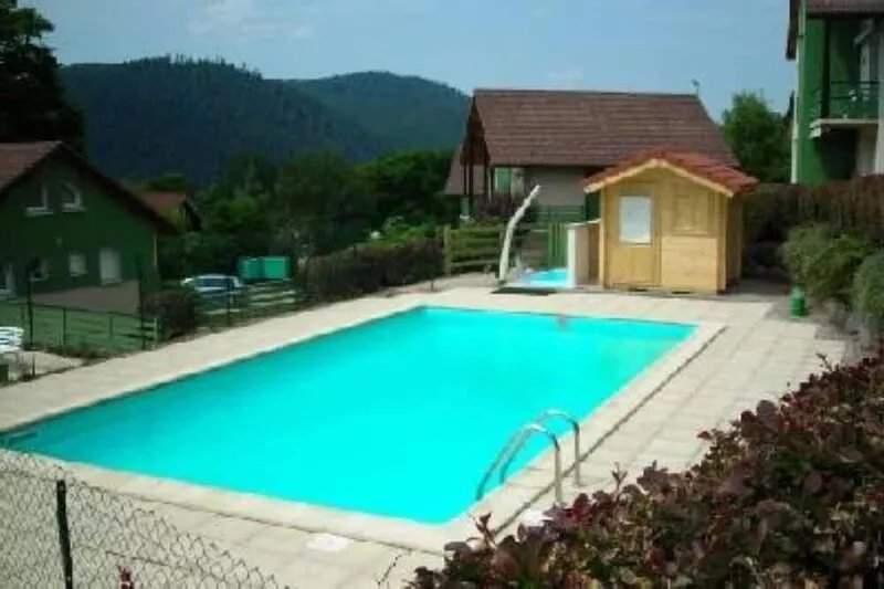 Comfortable apartment in chalet - outdoor swimming pool