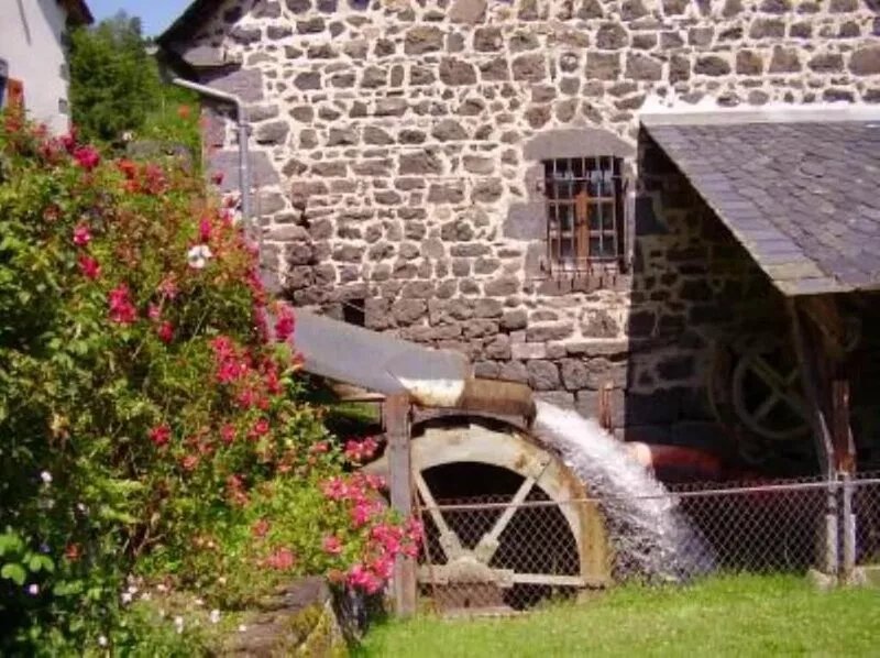 Country Cottage / Gite - PONTGIBAUD