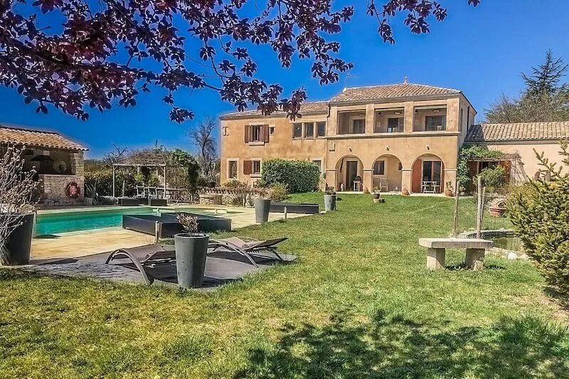"Mon Ventoux" bed and breakfast in lavender country!