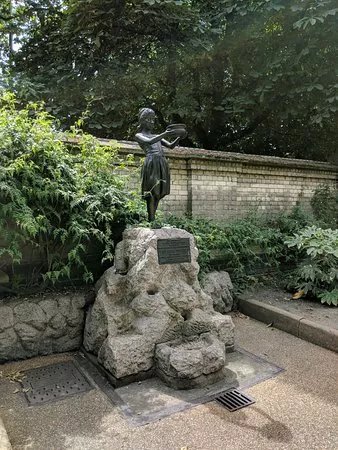 Lady Henry Somerset Memorial