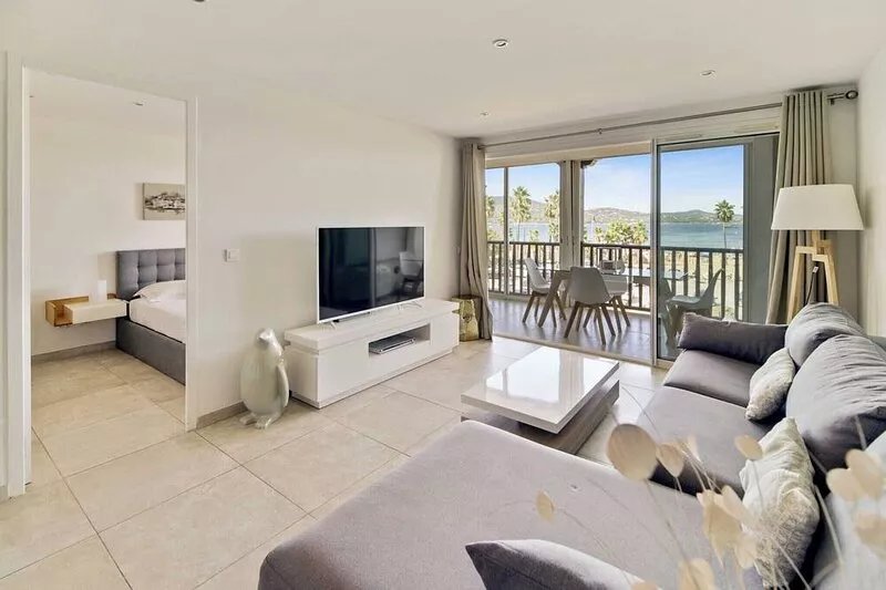 Beautiful flat with sea view - 4P - Gassin