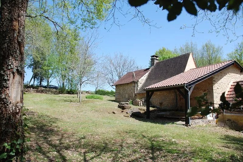 CHARMING HOUSE IN THE HEART OF BLACK PERIGORD