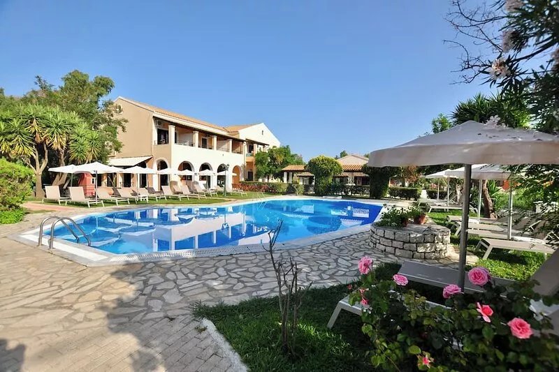 Smart Apartment and Studio village very close to the beach and the resort