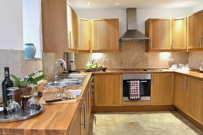 A light and spacious barn conversion with fantastic rural views located in an