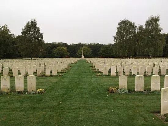 Dozinghem Military Cemetery