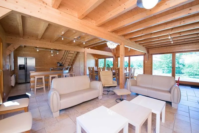 Charming chalet with 3 ponds: ideal for a get-together with family or friends