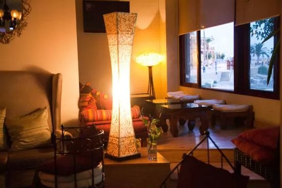 La Lola Cafe
