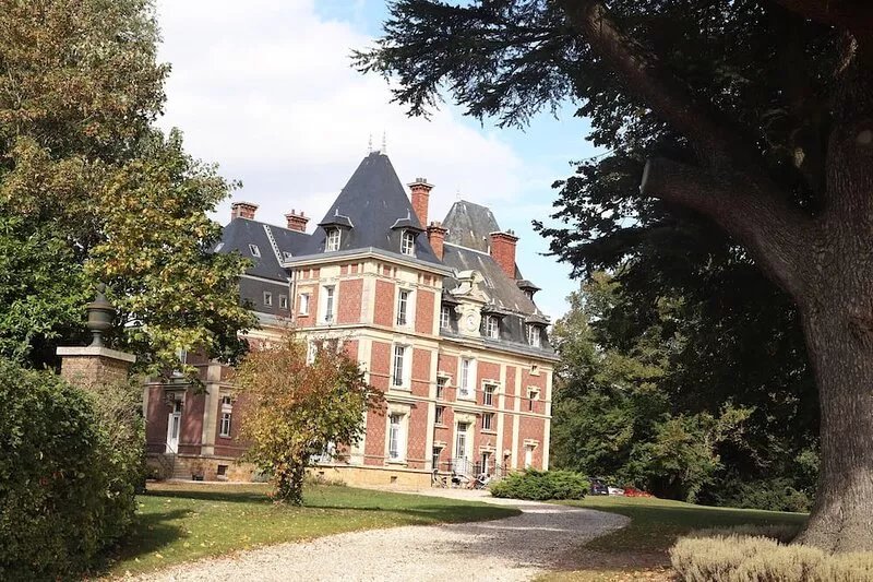 Rent Aîle Château (Eure 27), Sleeps 10