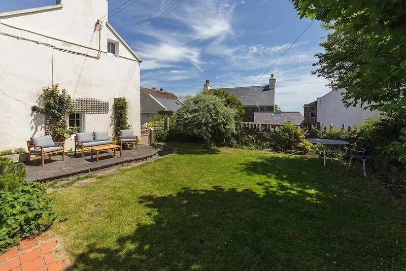 At Pargys is a charming, mid-1800s cottage, enjoying an enviable position in