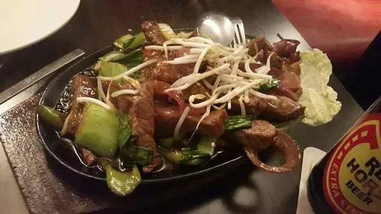 Larrys Bar & Restaurant