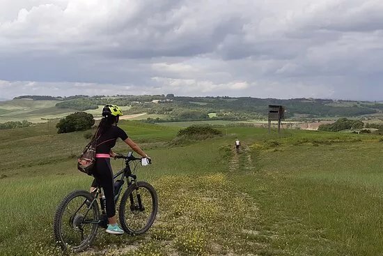 Montalcinoetuttoattorno