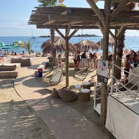 Saint And Sinner Beach