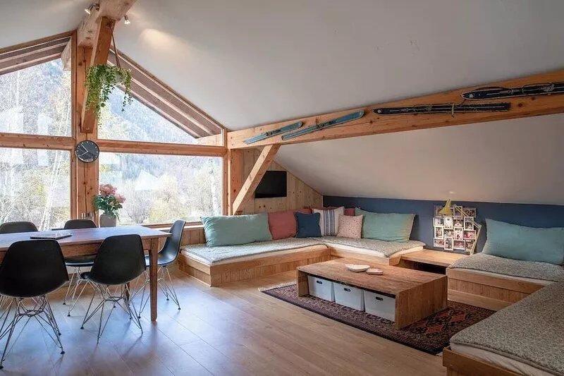 Bijou cottage with sauna, garden, free parking & Netflix