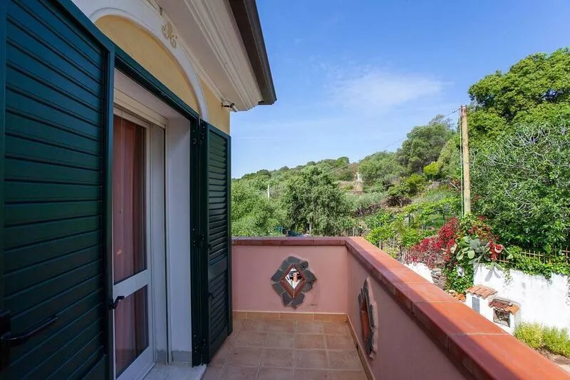 Apartment "Murice" with Sea View, Garden & Wi-Fi